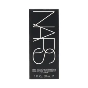 NARS LIGHT REFLECTING FOUNDATION BARCELONA MEDIUM 4